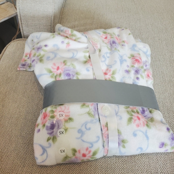 Brand new Charter Club pajama set XS - Picture 7 of 7